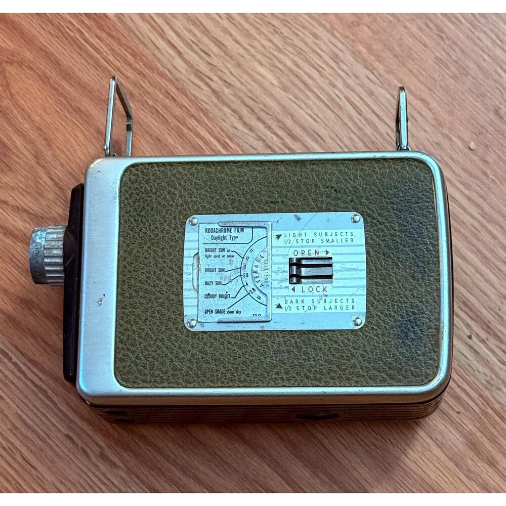 Vintage Kodak Brownie 8mm Movie Camera – Retro 1950s Collectible